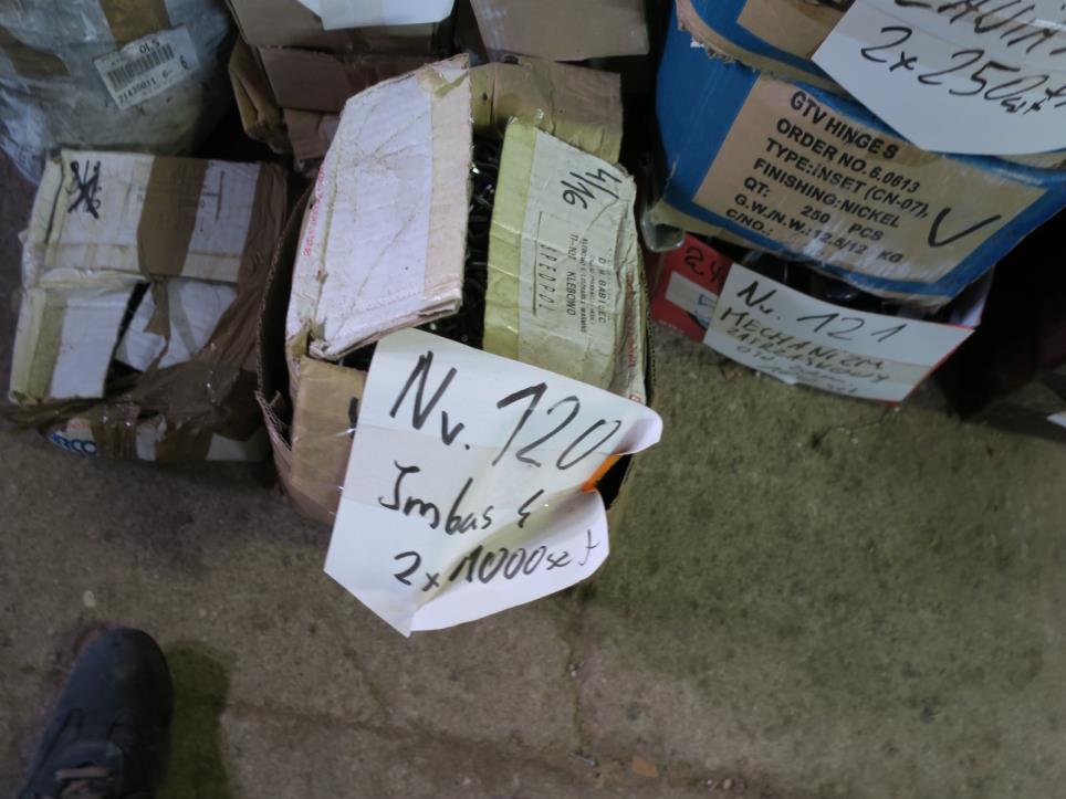 Dřevoobráběcí stroje-13